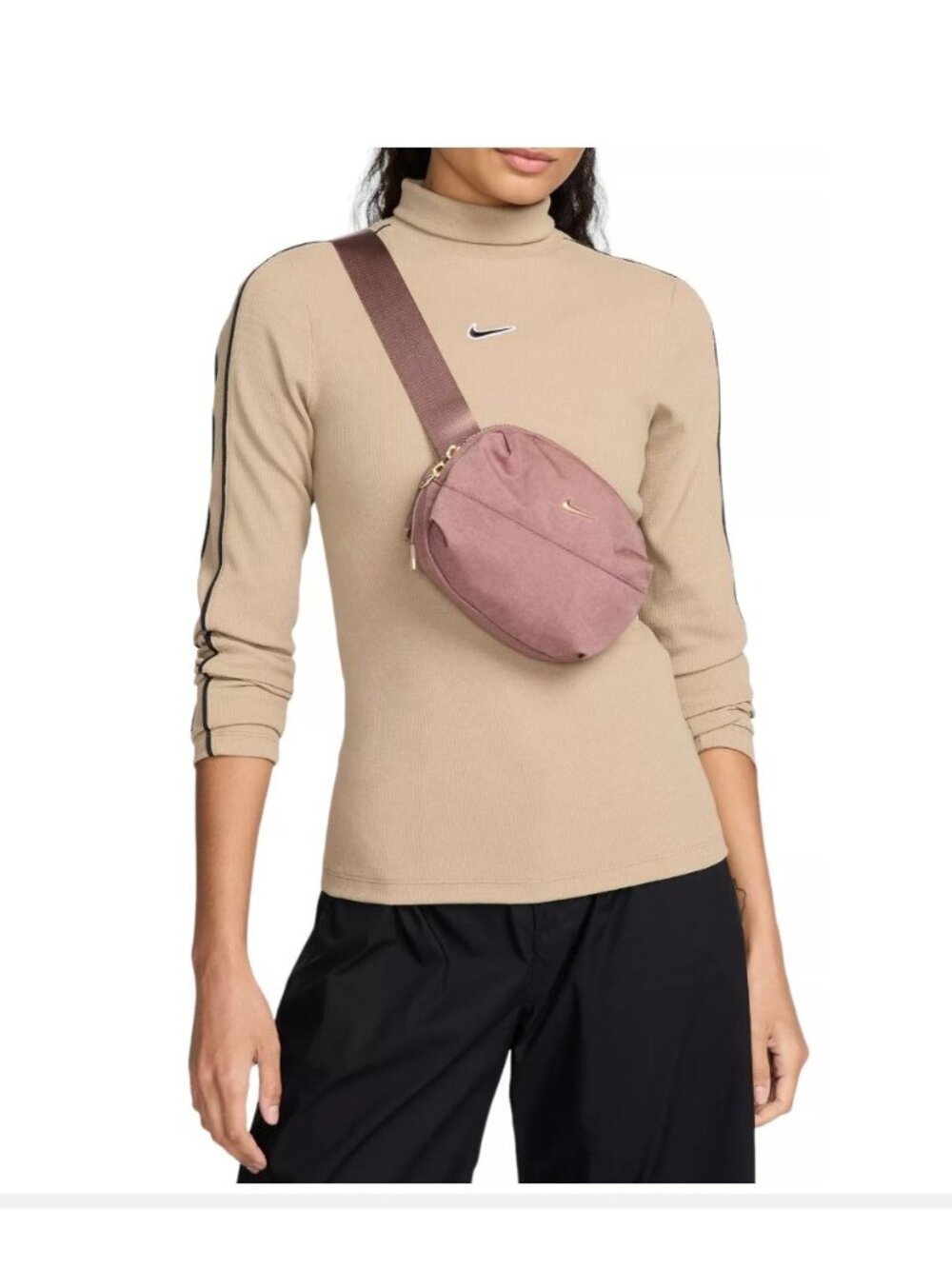 Nike Aura Crossbody Bag 2L Unisex Sportswear Hip Waistpack 7"L x 3"W x 5"H